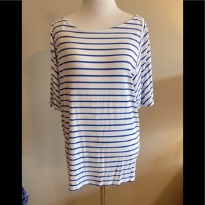 Women’s tunic top size small